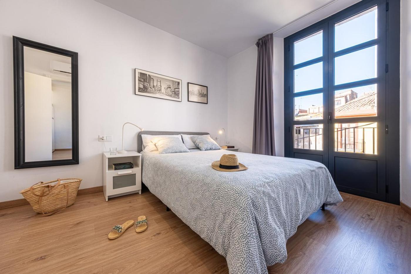 Tarragona Apartments Luaran gambar