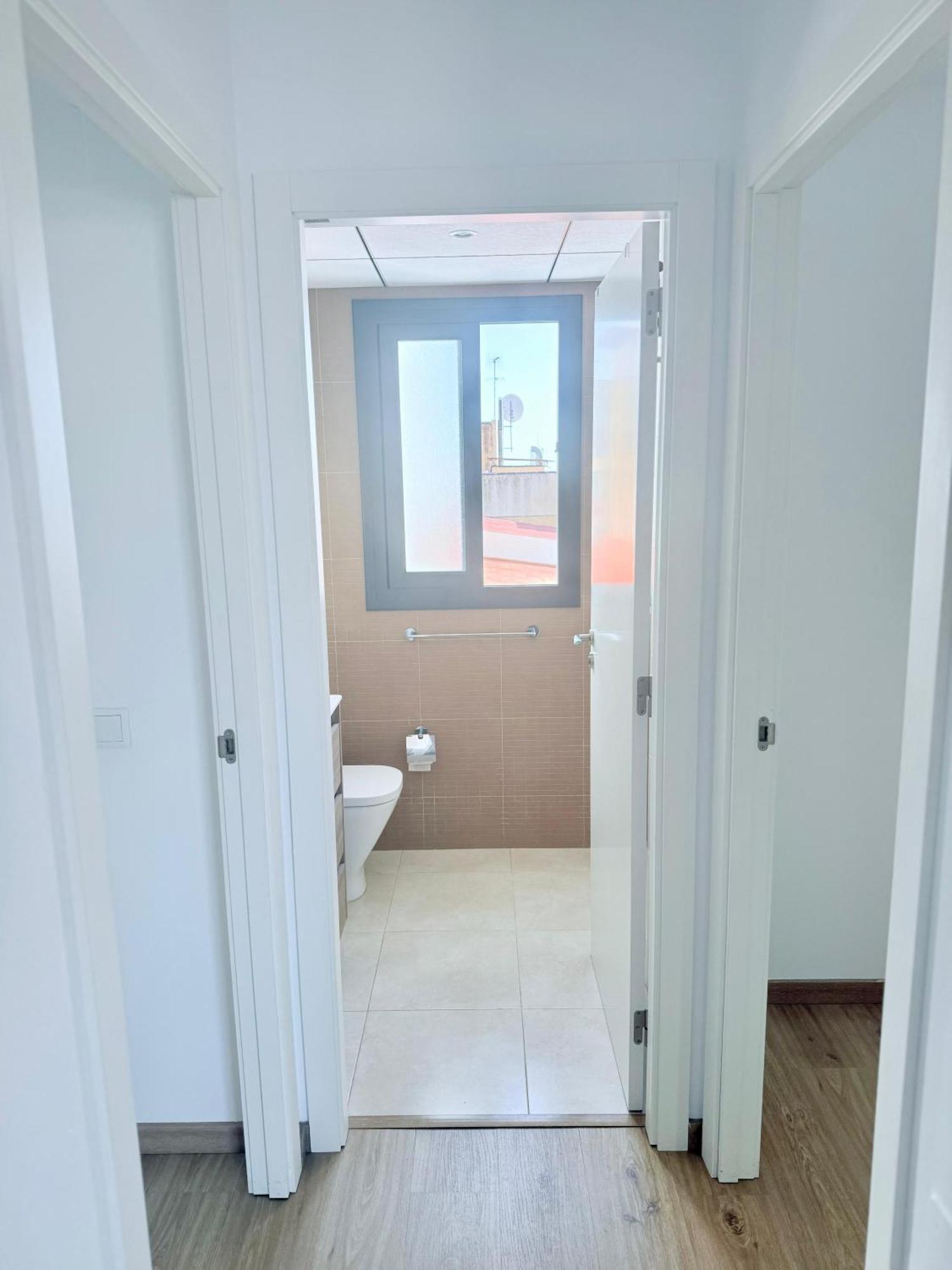 Tarragona Apartments Luaran gambar